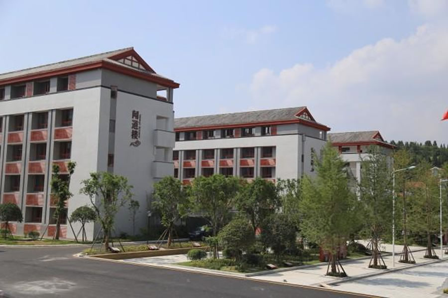 遂寧東辰榮興國際學校